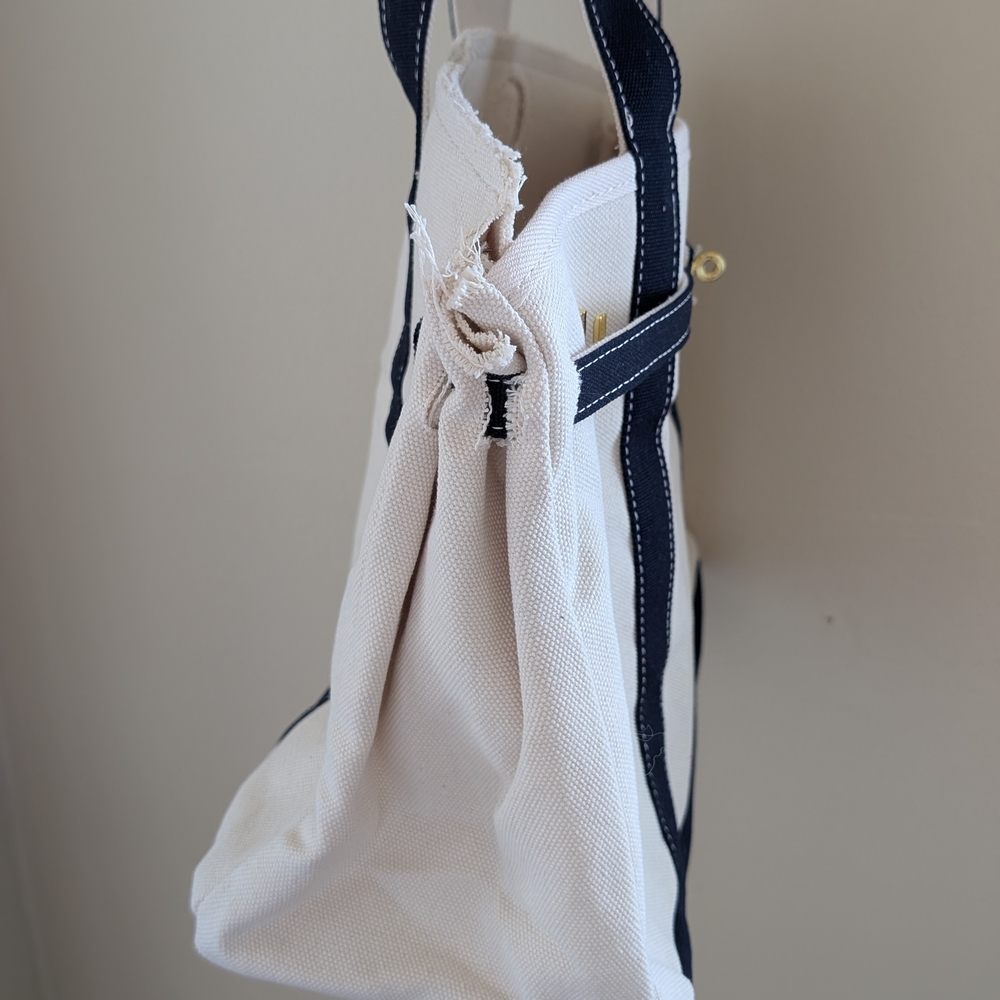 Elegant Canvas Tote Bag with Navy Accents - Picture 5 of 6